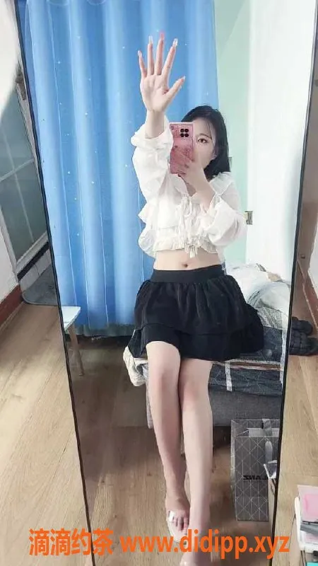 深圳楼凤资源信息,宝安温柔小琴20岁，156cm，500元45分钟服务