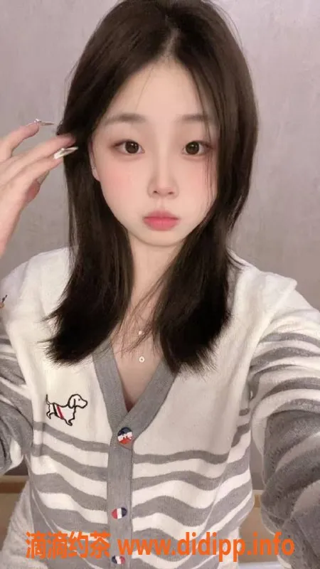 成都楼凤资源信息,成都嫩妹鱼鱼，18岁紧致皮肤，500元超值服务