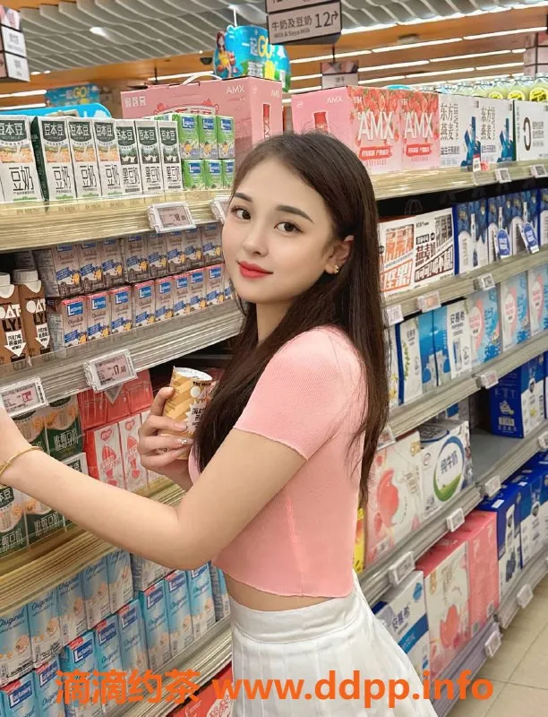 深圳楼凤-龙华豆芽菜，700元口爆，深喉服务