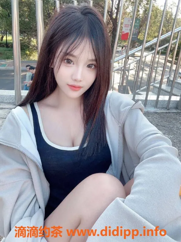 广州楼凤-天河佳佳，服务超棒的小姐姐