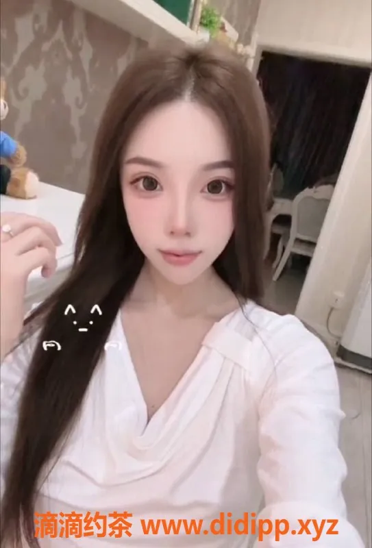 南京楼凤-江宁区巧儿 166cm C罩杯 8p超值服务