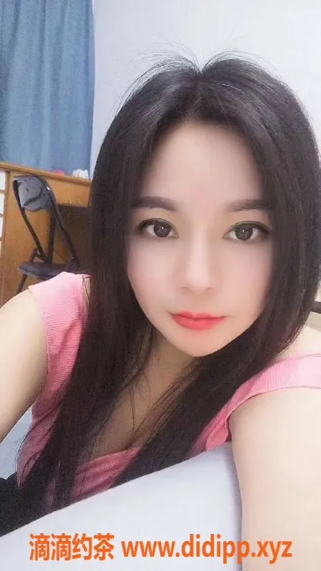 杭州上门服务-萧山霏霏：163cm大胸36D，舒适服务等你来体验！