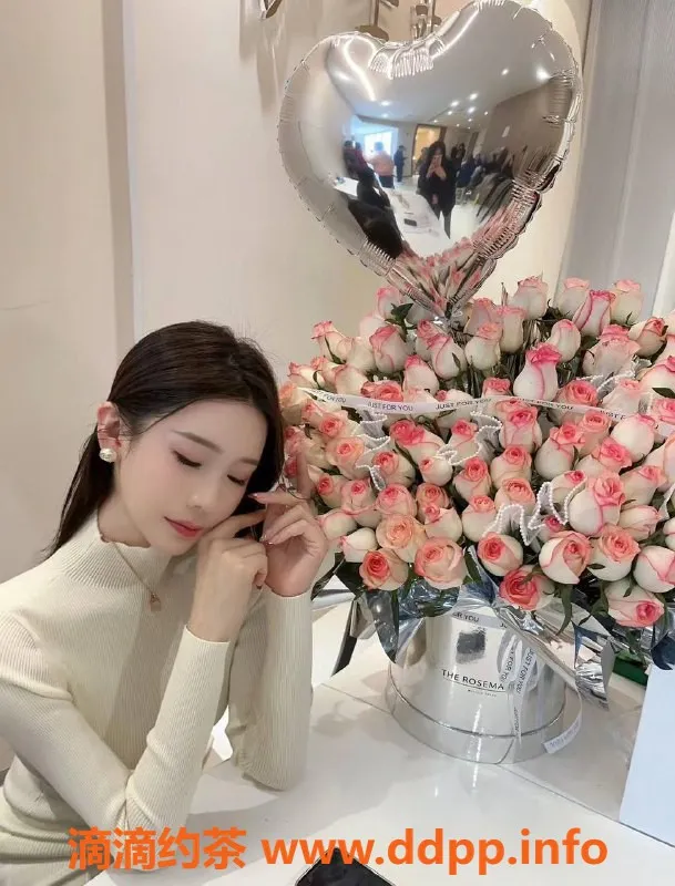 杭州楼凤-萧山彤彤，1600元超值服务！