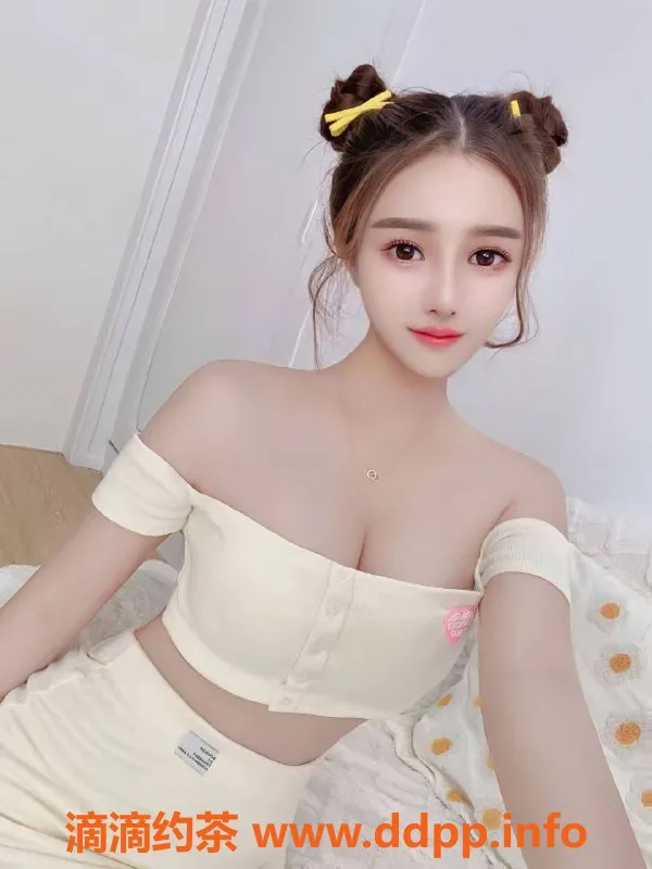 东莞楼凤-常平喵喵，500元享受双重服务