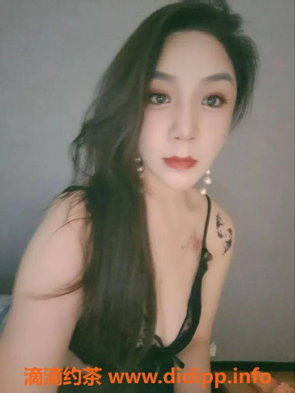 东莞楼凤资源信息,南城红柚，600起，服务超赞！