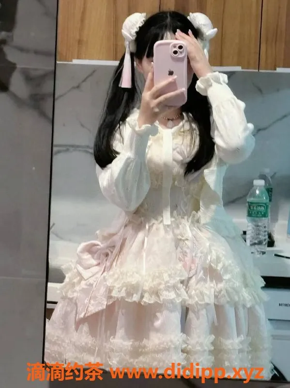 成都楼凤-成华区昭觉寺冰冰 微胖D罩杯 162cm 110斤