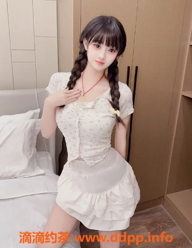 上海楼凤-浦东夏沫沫，168高挑嫩妹，900P起