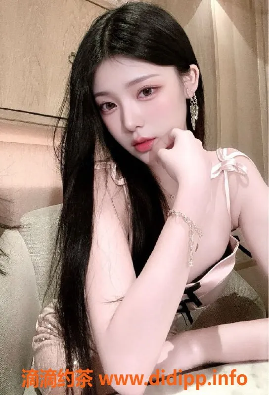 上海楼凤-浦东金桥小岚，163高体重49，颜值出众