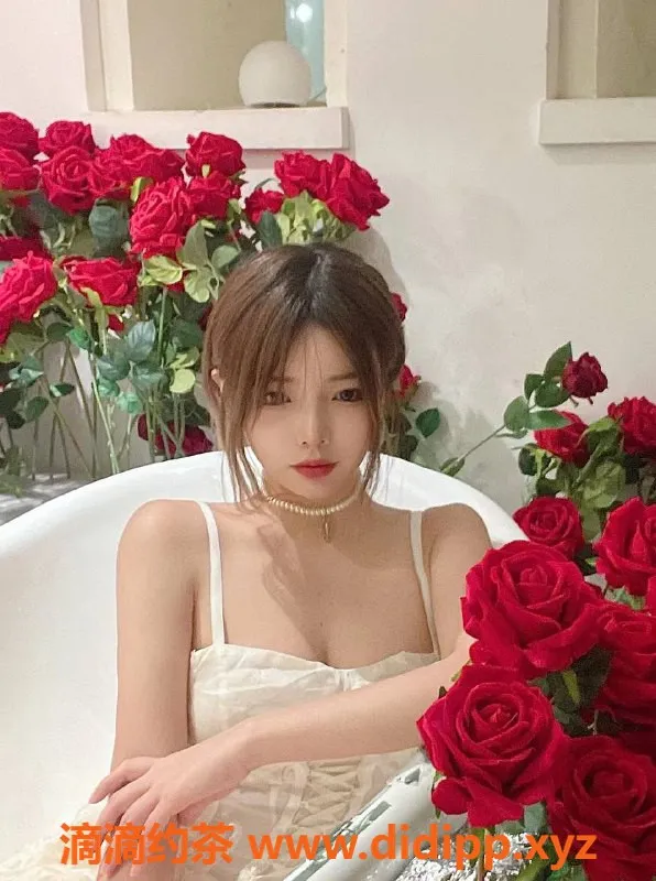 杭州上门服务-颜七 168cm高挑白嫩 C罩杯制服诱惑