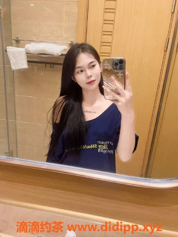 广州楼凤资源信息,黄埔希瑶，洗吹做服务，600P起