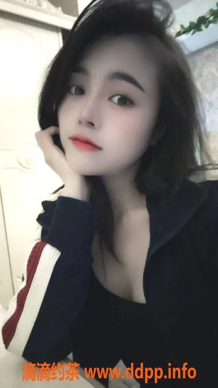 东莞楼凤资源信息,乐乐，大朗地区美女，期待您的私聊