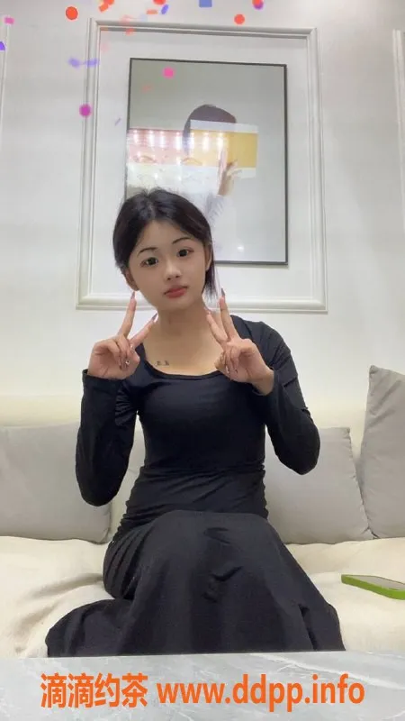 成都楼凤-成华区童颜巨乳嫩妹推荐，18岁D奶优质服务