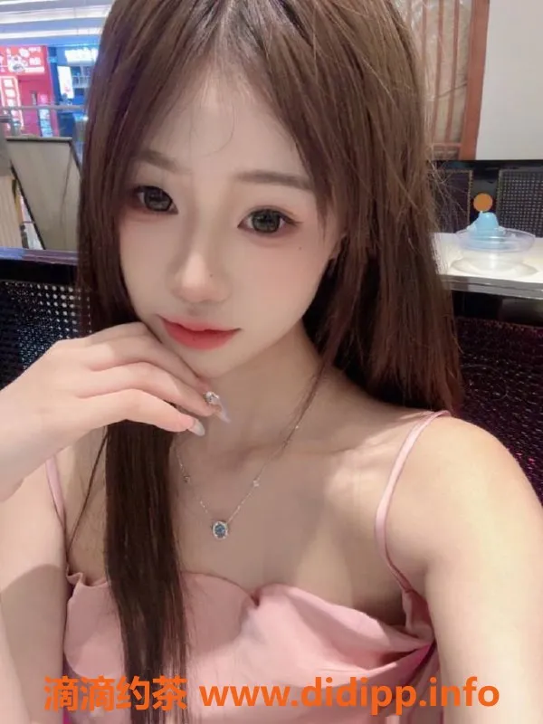 成都楼凤-武侯区穆婷婷，嫩妹身材，超值体验