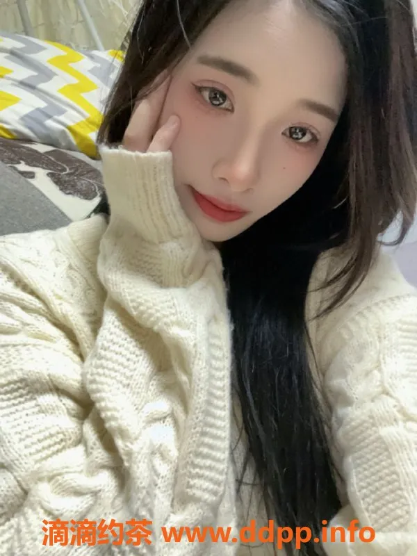 成都楼凤-成都九眼桥结衣，20岁嫩妹，600元享服务