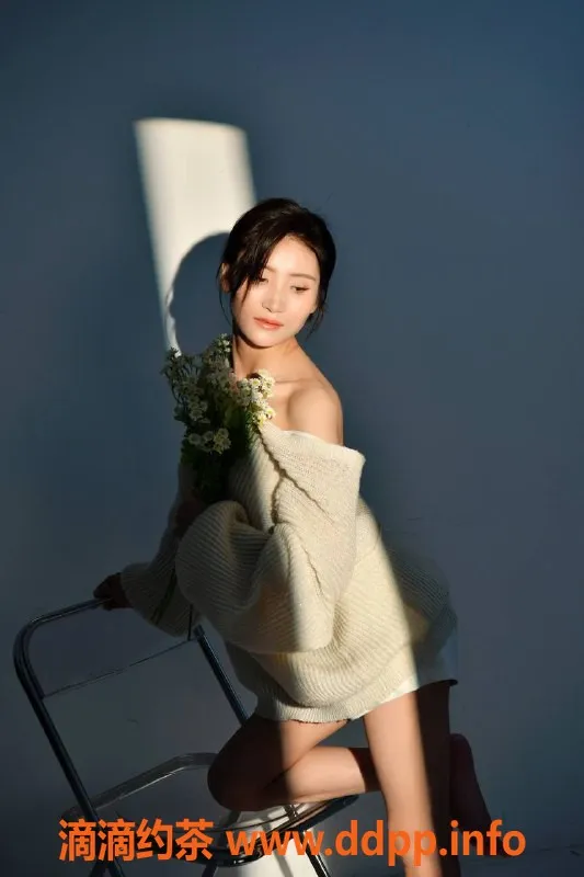 重庆楼凤-米儿，身高165，服务细致、性价比高