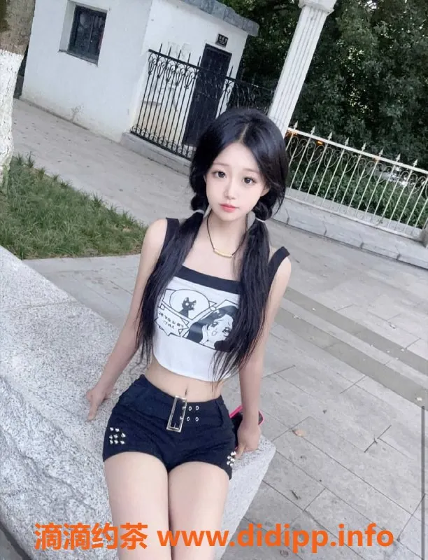 上海楼凤-浦东小甜甜，168cm 48kg 34B，1300元上门服务