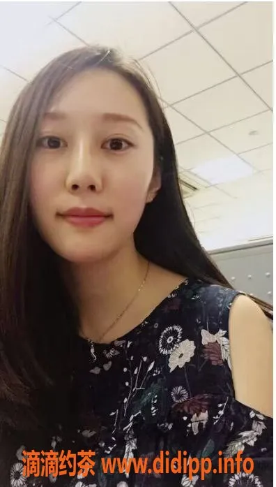 深圳楼凤资源信息,罗湖兼职小璇，25岁163cm，500元45分钟