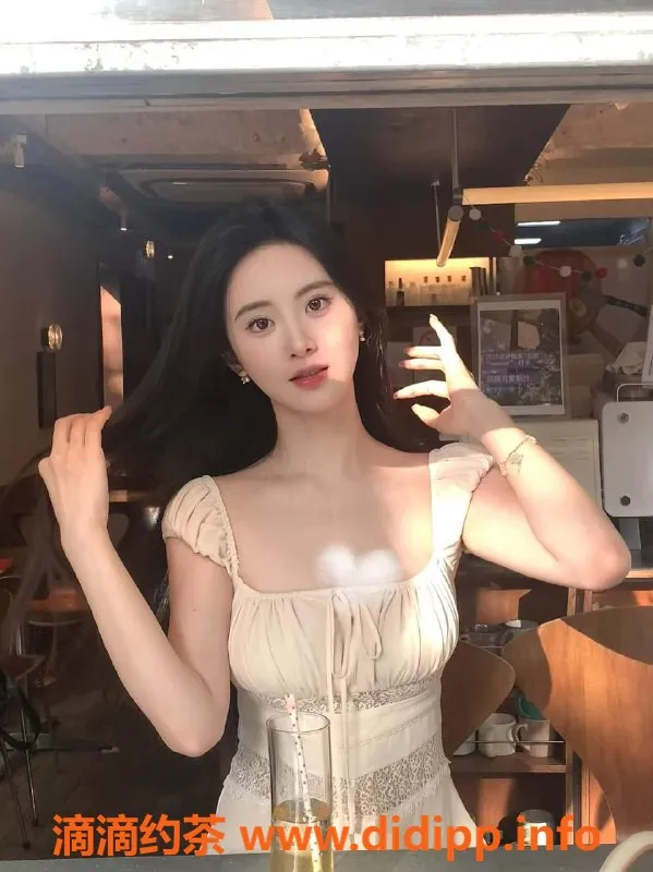 广州楼凤-天河荷光路沣源公寓 733元超值体验