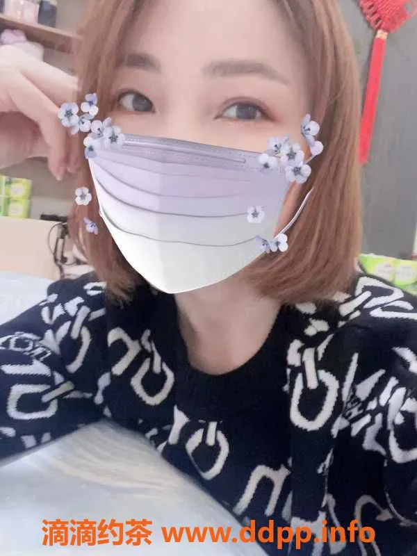 广州楼凤-海珠区洋葱，26岁温柔女孩，158cm，价格400起