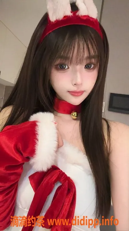 杭州楼凤-上城嫩妹兜兜，1100元私聊欢迎体验