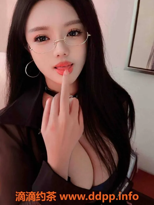 上海楼凤-闵行白百荷，身高165的特服美女，1200起