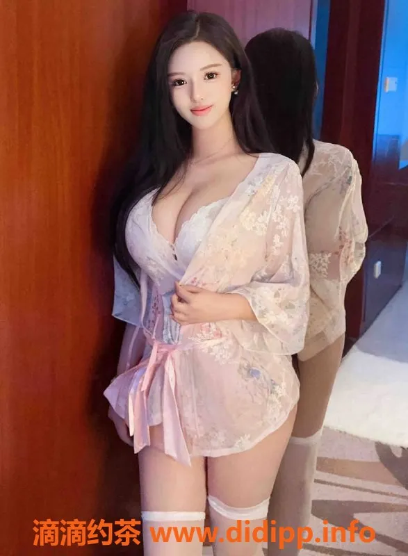 上海楼凤-闵行白百荷，身高165的特服美女，1200起