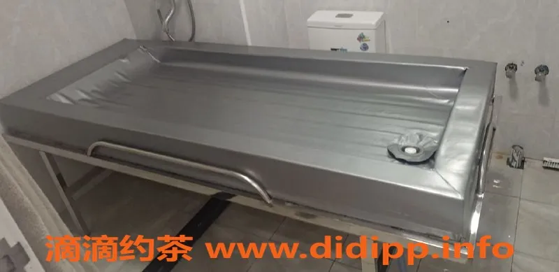 上海楼凤-普陀小妖精，165身高D杯水磨泡泡浴