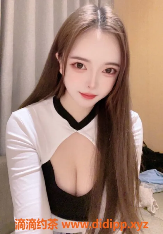 上海楼凤-静安菲菲，160cm 46kg 36C，700元超值体验