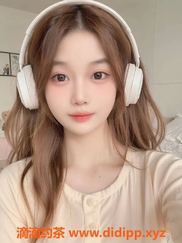 上海楼凤-静安小雪，165CM高颜值，700元起