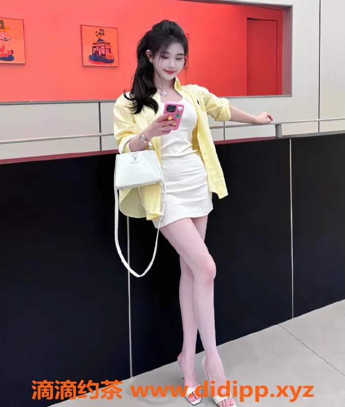 上海楼凤-黄浦嘉儿，167cm大胸36D，2000元体验