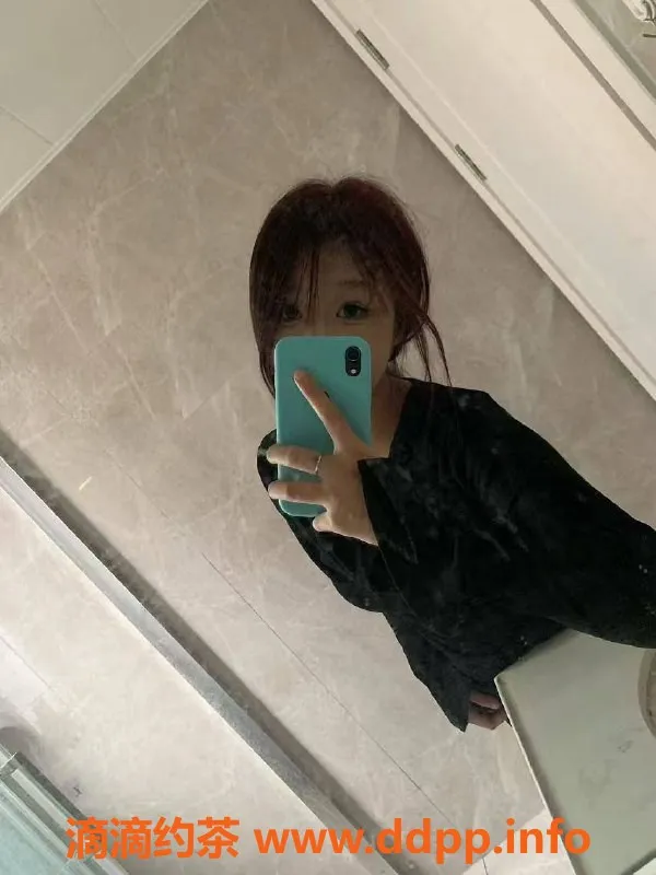 长沙楼凤资源信息,岳麓区米粒儿，162cm 18岁提供多种服务