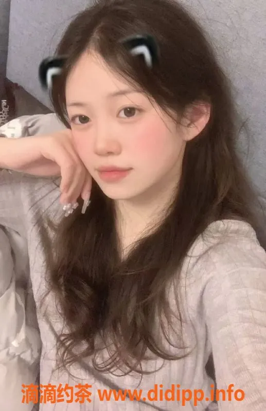 成都楼凤-南汐 160cm 80斤 白嫩少女 18岁 强烈推荐