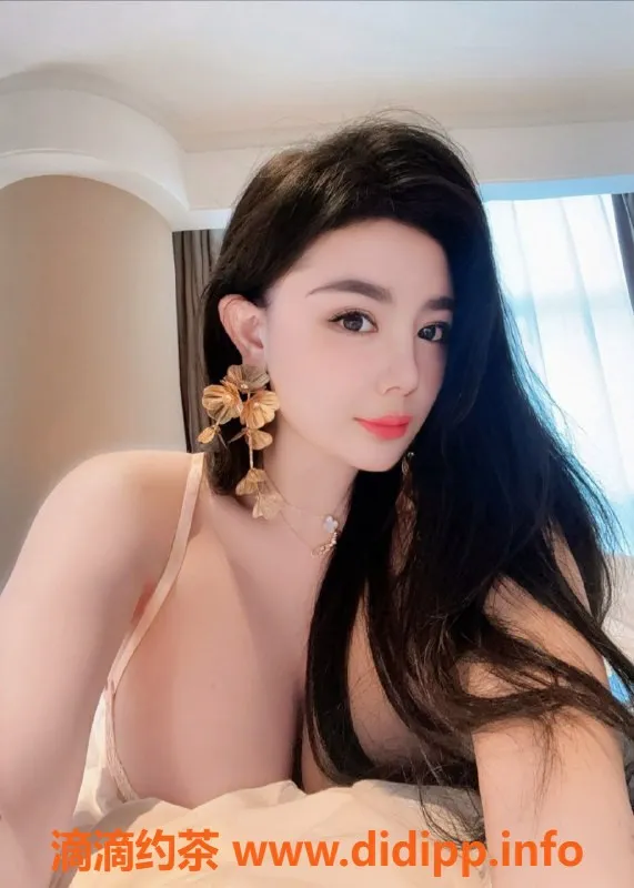 杭州楼凤-拱墅区兔兔，163高，52重，天然大G