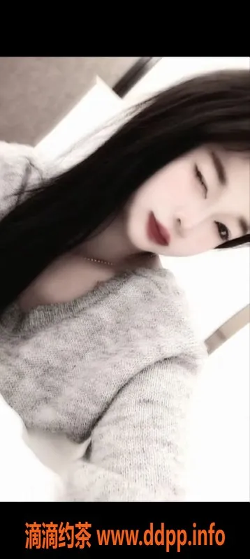 成都楼凤资源信息,四川丸子，16岁嫩妹，身高163，体重94，500元超值三件套服务