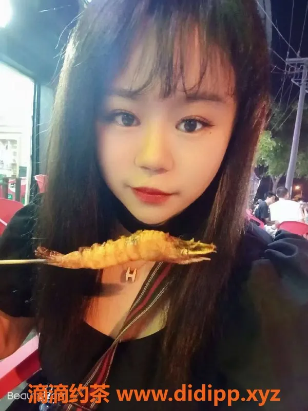 成都楼凤-成都婉莹，25岁大胸性感小妹，600p起