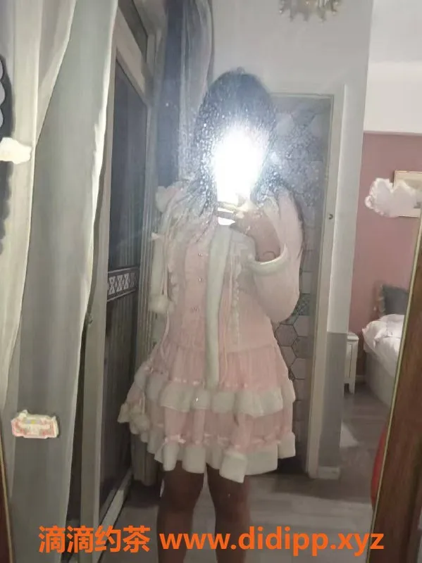 成都楼凤资源信息,成都艺西，丰满17岁妹儿，超好服务只需500