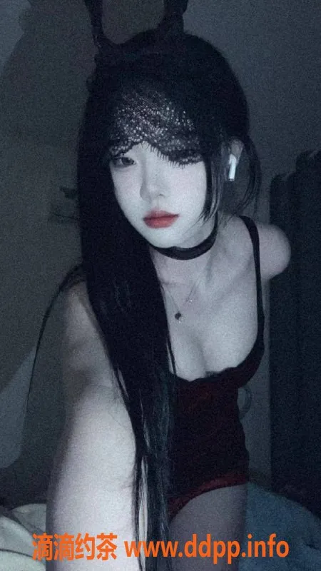 上海楼凤-静安小鹿鹿，173身高，C+胸围，1500起