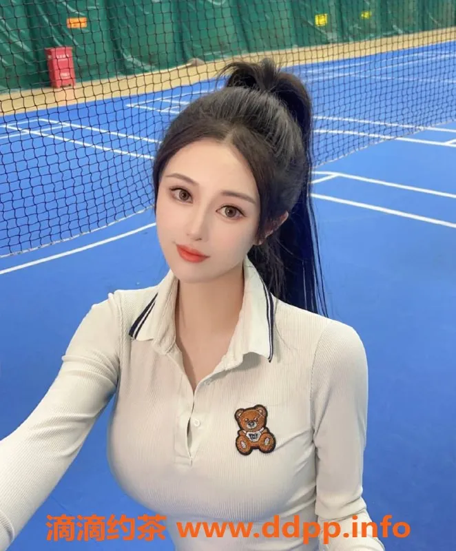 北京楼凤-三里屯嫩妹小晗内衣批发30元起