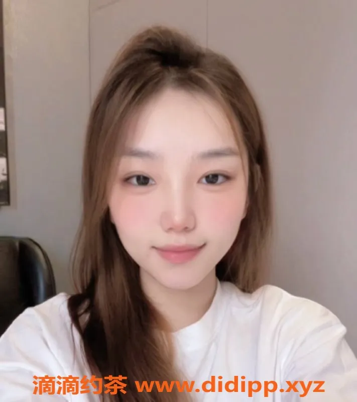 广州楼凤-黄埔嫩妹可可，700元体验