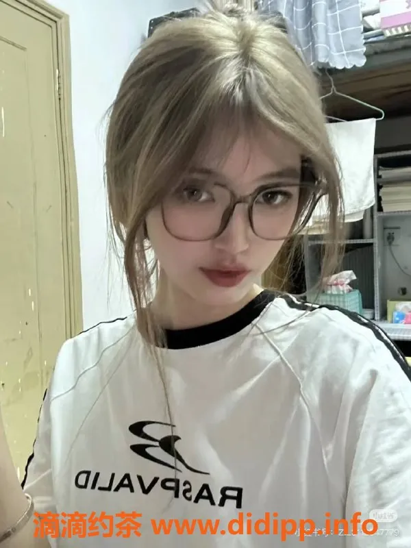 武汉楼凤-汉阳新人小橙橙，600元超值服务