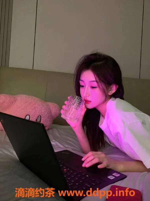 长沙楼凤资源信息,雨花区红提，颜值 系嫩妹服务，600p