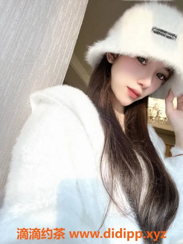 深圳楼凤资源信息,深圳龙岗KK，20岁163cm，45kg千元档服务