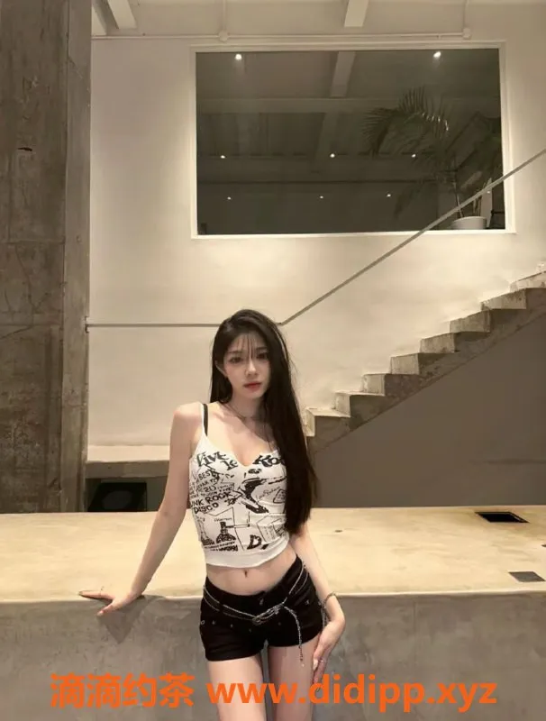 深圳楼凤-深圳馨馨，18岁165，43公斤，千元以下服务