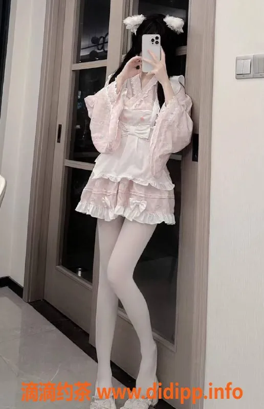 上海楼凤-普陀只只，170长腿嫩妹，2000元六九服务