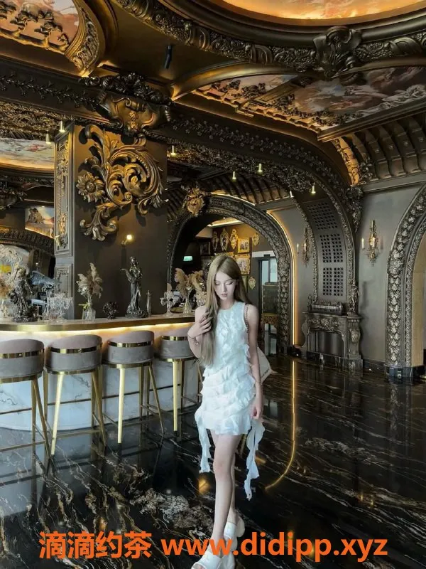 深圳楼凤-深圳小希，169高，1500起，舌吻服务