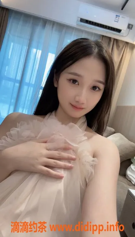 深圳楼凤-深圳小乖，18岁嫩妹，1000元开房！