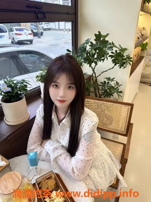 深圳楼凤-深圳南山长腿美女柚柚，165高、86斤，超值体验