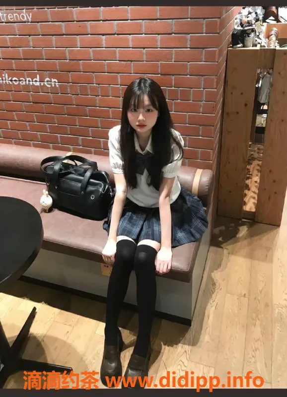 东莞楼凤-东城小柚子，超值600，服务一流！