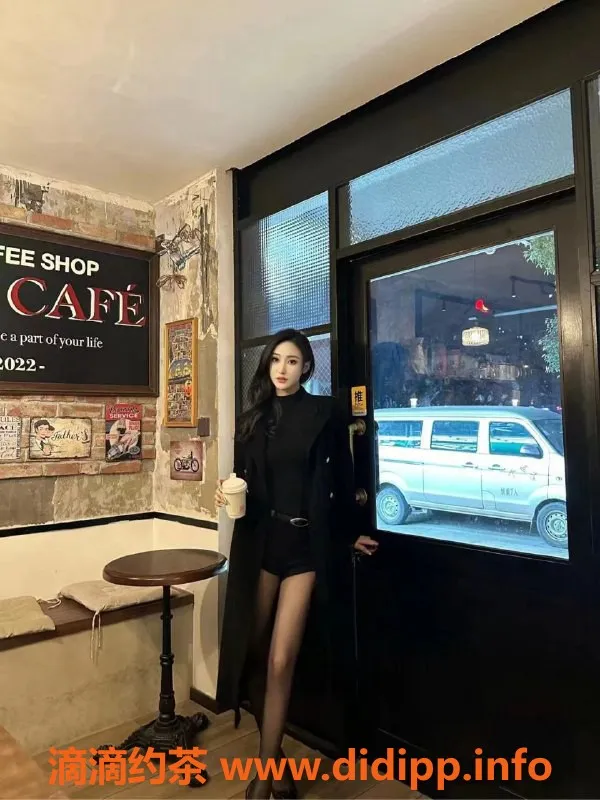 南京外围资源信息,南京中圈70分钟1398元，享受帝王服务！