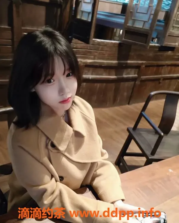 上海楼凤-徐汇 悠悠 在读大学生 160cm 55KG 34E